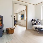 Seaside Charm In - By Traum Gedser