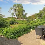 Seaside Charm In - By Traum Holiday home *